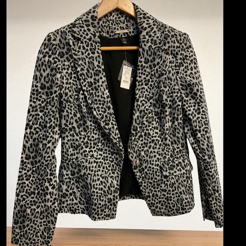 Chic Leopard Print Blazer - Picture 2 of 10
